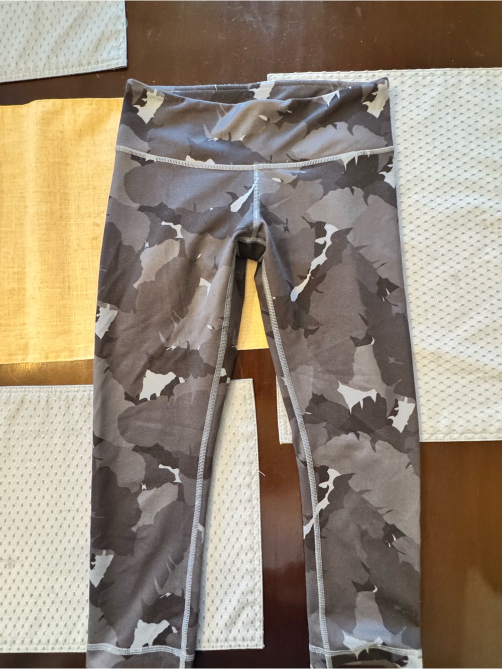 Lululemon Gray Camo Active Leggings
